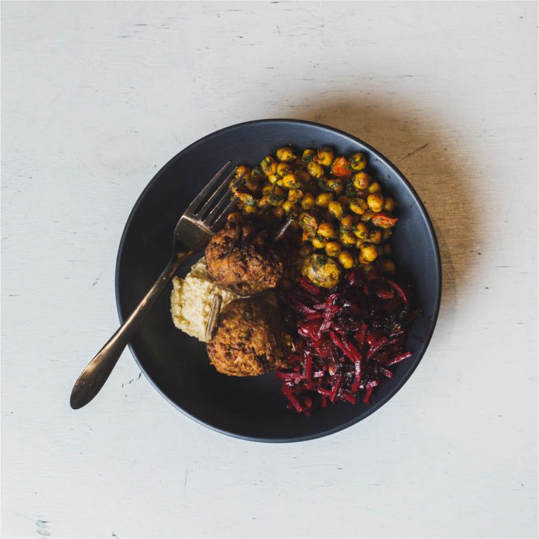 Middle Eastern Cauliflower Fritters Let Them Eat Retail